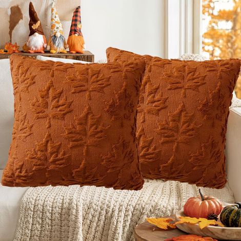 2 Stück Plüsch Herbst Kissenbezüge 45×45cm,Herbstdeko Kissenbezug Ahornblatt,Tufteter Deko Garten ZierKissenbezug,Halloween Zimmer Deko Aesthetic für Modern Halloween Innen (1/5)