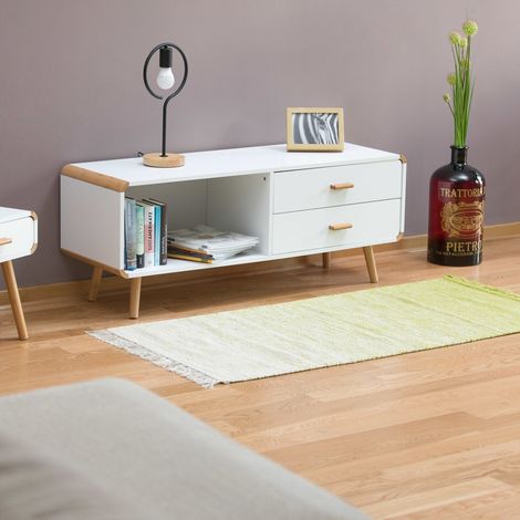 Sideboard mit abgerundeten kanten und stauraum nordisches design