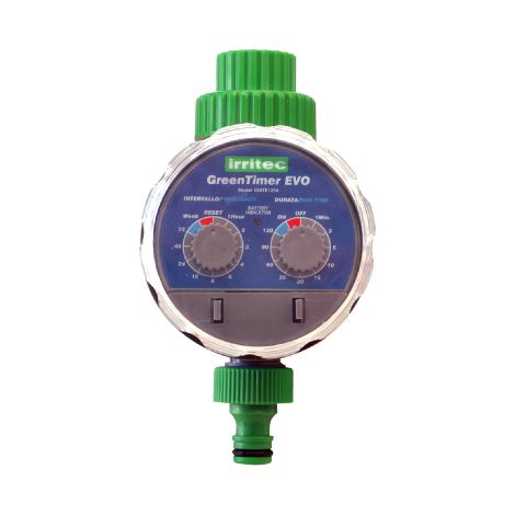 Unite' de controle d'irrigation a' piles Irritec mode'le GT EVO pouvant etre connecte'e au robinet via un raccord pivotant adapte' a' l'irrigation du jardin