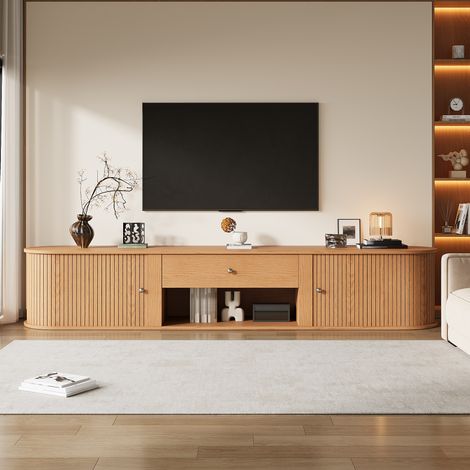 Mobile porta TV basso e arrotondato con effetto legno naturale,dotato di 2 ante scorrevoli a doghe e un cassetto,design moderno retrò,180x40x40 cm,adatto a TV fino a 75" (1/5)