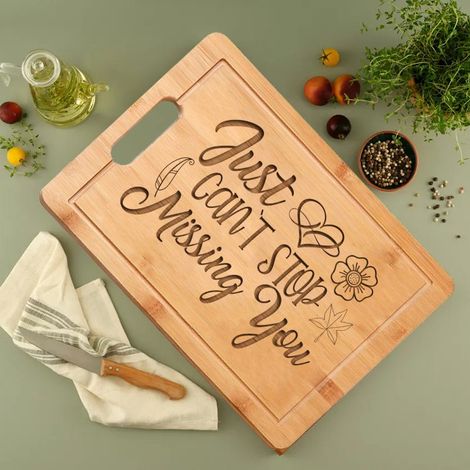 Planche à découper inscription choix – Cadeau personnalisé pour amoureux (1/5)