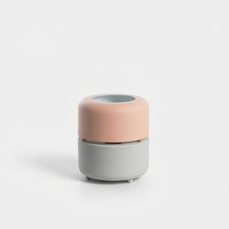 Lámpara de mesa de diseño moderno en metal compacta Luminosa