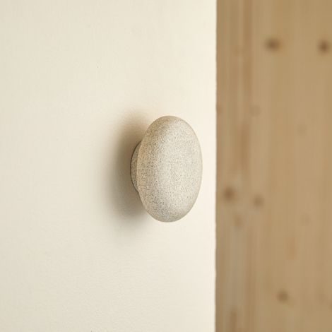 Appendiabiti in battuto di terrazzo Eda, cream