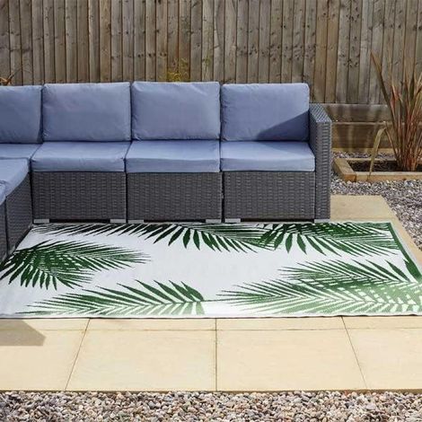 Indoor Outdoor Rug 150 x 210cm Recycled Plastic Picnic Camping Mat Green Tropical Leaf Reversible Wipeable Garden Patio Rug