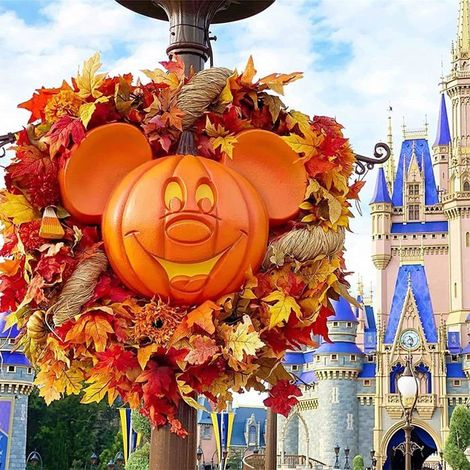 Magasin de sculptures murales en métal, décorations d'Halloween pour porte d'entrée extérieure (couronnes et ornements). (1/5)