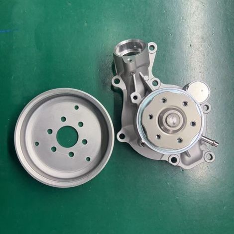 Kühlmittelwasserpumpe passend für Audi A6/A8/Q7/S4, VW – 06M121013C (1/5)