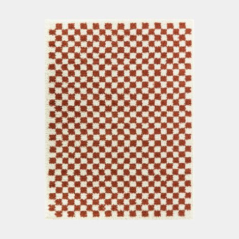 Décoweb – Tapis shaggy damier rouge terracotta 160 x 230 cm – Longs poils 30 mm – 100% polypropylène – Densité 37200 points/m² (1/4)