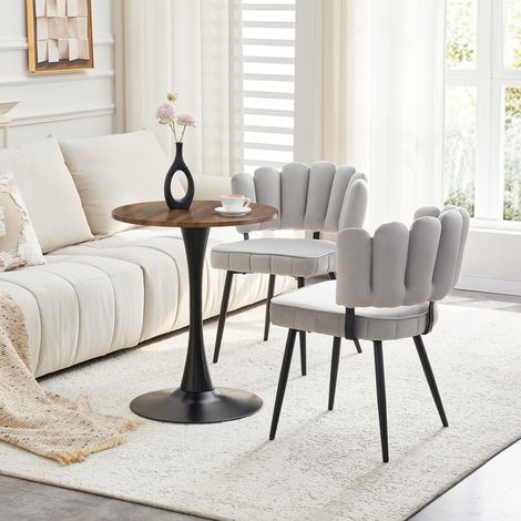 Ensemble table chaise ronde 60 cm MDF base noire 2 chaises gris clair dossier pétales velours pieds métal noir. (1/5)