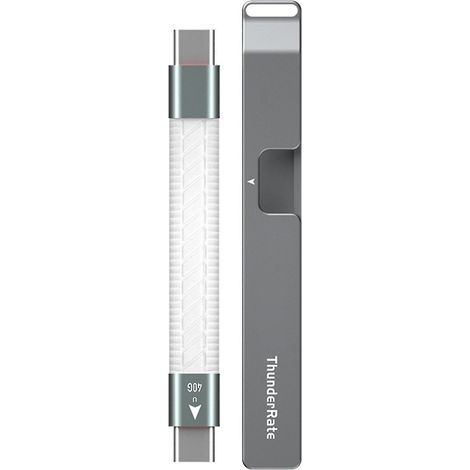 Kurzes USB-C-zu-USB-C-Kabel [9 cm 3,54 Zoll] 40 Gbit/s für 4 Emark-Chips (1/4)