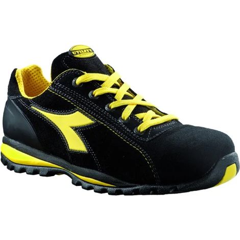 SCARPE BASSE SCAMOSCIATE NERE MOD. GLOVE 44   DIADORA