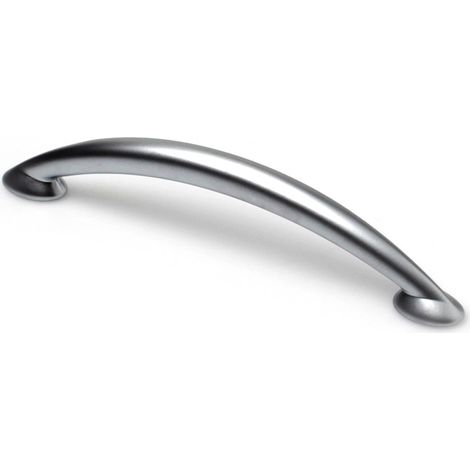 Asa de zamak con acabado cromo mate, dimensiones:110x10x23mm y entrepuntos:96mm -