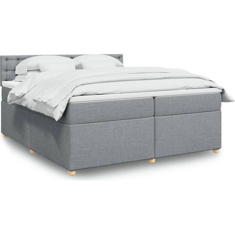 Boxspringbett mit Matratze Hellgrau 200x200 cm Stoff