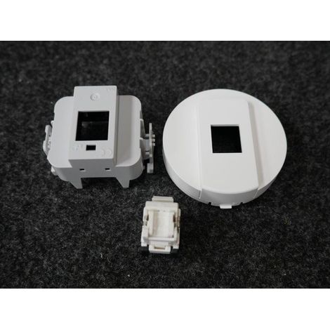 Prise réseau RJ45 catégorie 6 FTP grade 1 blindee blanche pour montage en saillie Optima IBOCO (1/2)
