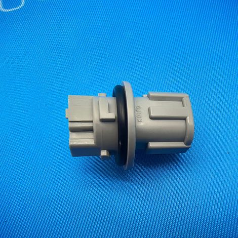 26260-AB000 is suitable for Nissan 2020-2022 X-Trail headlight bulb sockets and daytime running light holders. (1/4)