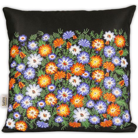 Cuscino popolare di Opole, fiori, prato nero (1/2)