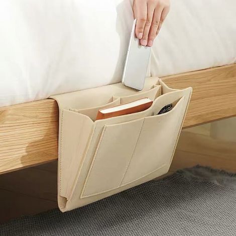 Organiseur de cadre de lit, porte - revues en feutre, poche canapé - lit rangement suspendu, trou latéral canapé, poche de table de chevet, organiseur de lit, beige (1/3)