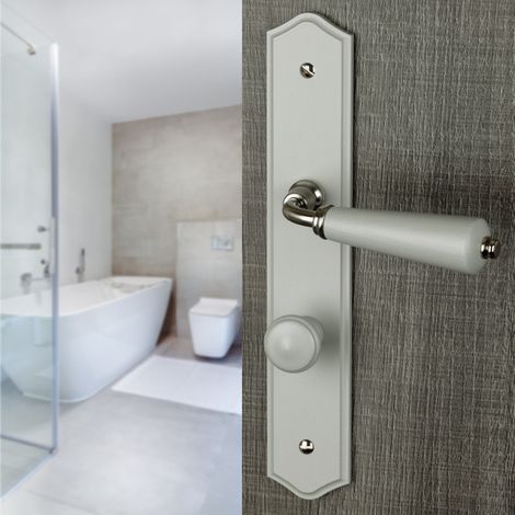 Ouvre&Déco – Poignées de porte d'intérieur HONFLEUR – Bois gris clair – Entraxe 195 mm – Installation facile sur portes intérieures (1/3)