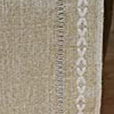 Chemin de table rétro élégant en coton et lin tissé à la main avec pompons, idéal pour un mariage ou une décoration intérieure. Motif croix jaune. (1/5)