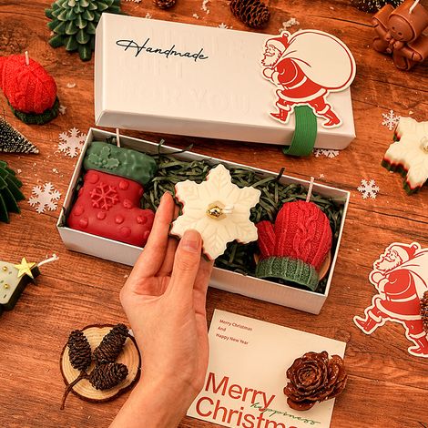 Bougies parfumées de Noël en forme de sapin et de renne, bougies artisanales décoratives, coffret cadeau festif, décoration de Noël pour maison, table et fête (1/5)