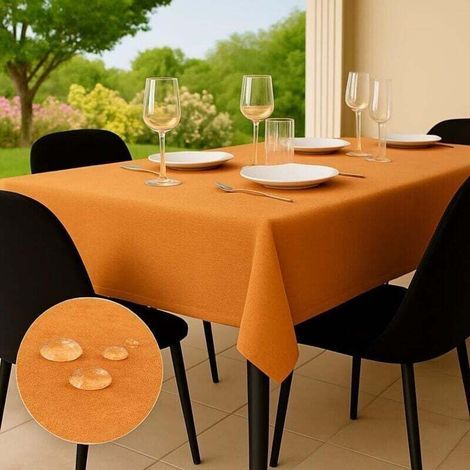 Nappe anti-taches 140x140 cm, orange. Protection de table en polyester pour une utilisation intérieure et extérieure. (1/4)