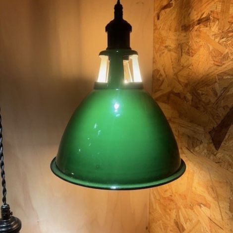 Suspension vintage émaillée Vert Sada (1/3)