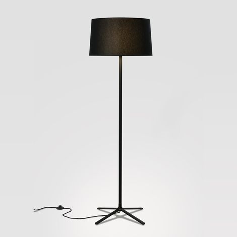 LedsC4 Hall - Pie de salón LED 45W e 4354lm. Diametro 50cm. Struttura in Acciaio. Colore Nero