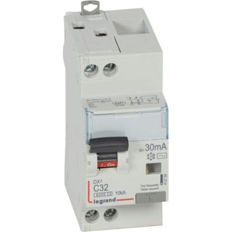 Disjoncteur différentiel monobloc DX³6000 10kA arrivée haute et départ bas à vis U+N 230V - 32A - typeAC 30mA - LEGRAND