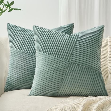 Lot de 2 housses de coussin en velours cotele super doux bleu brume 40x40 cm, design patchwork a rayures (1/5)