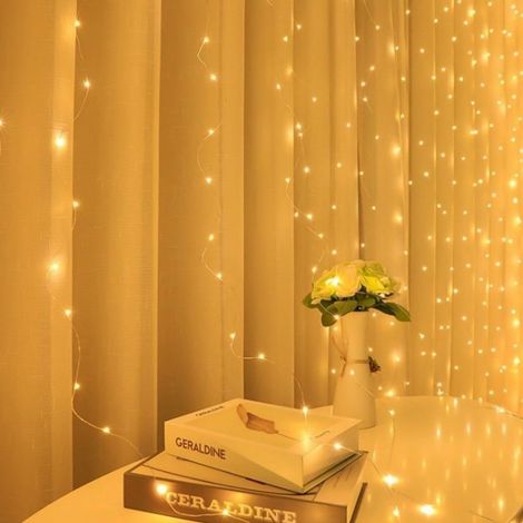 Lichterkette zum Aufhängen / LED-Weihnachtsdekoration / Lichtervorhang mit 8 Modi / Fernbedienung / 3 Meter / USB / optimale Sicherheit