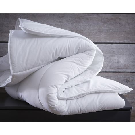 Umberto Ravelli – Couette blanche 2 places 220 x 240 cm – Fabrication française – Enveloppe polyester – Lavage à sec