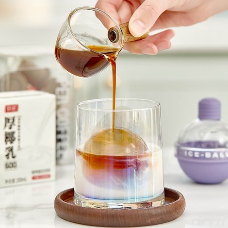 4 moules à glaçons en forme d'ampoule, sûrs et sains, pour bonbons, colorants et arômes. Démoulage facile. Moules à glaçons pour whisky avec couvercle. (1/5)