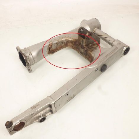 [PRODUIT D'OCCASION] Bras oscillant origine pour moto Honda 650 NTV deauville (1/4)
