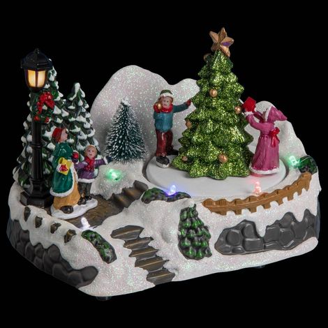 Ac-Deco – Village de noël lumineux sapin et enfants 6 LED – Dimensions 18x11x12.5 cm – Poids 0.3 kg – Ambiance festive multicolore