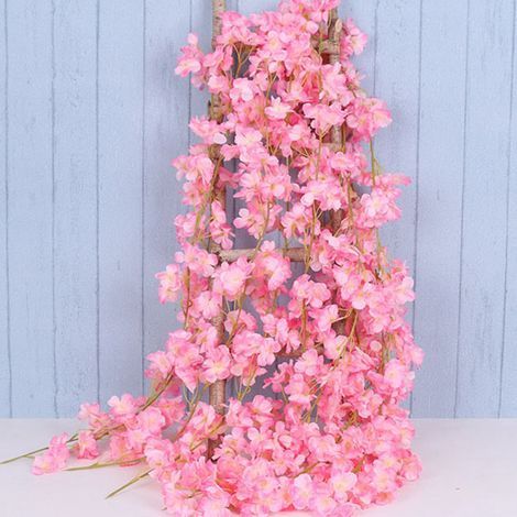 Guirlande de fleurs de cerisier artificielles (256 fleurs) de 1,8 m, rose foncé, idéale pour décorer la maison, la chambre, un mariage ou une fête au printemps. (1/5)