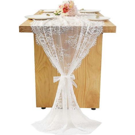 Chemin de table en dentelle blanche style bohème de Noël (1/5)