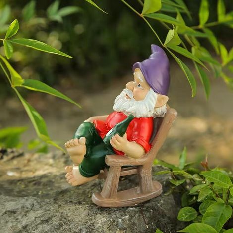 Nain de Jardin Exterieur Décoration de Jardin avec Statue de Jardin en Résine Nain De Jardin Humour Rigolo pour Maison Jardin Exterieur Enfants Garons Filles (Fauteuil à Bascule, 15 x 8 x 12.5cm) (1/4)