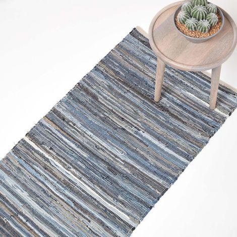 HOMESCAPES Denim Teppichläufer blau gestreift, 66x200 cm – Flickenteppich aus Recycling-Jeansstoff