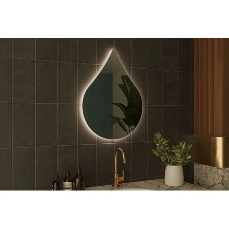 Wandspiegel Fascina 50x70 cm mit LED