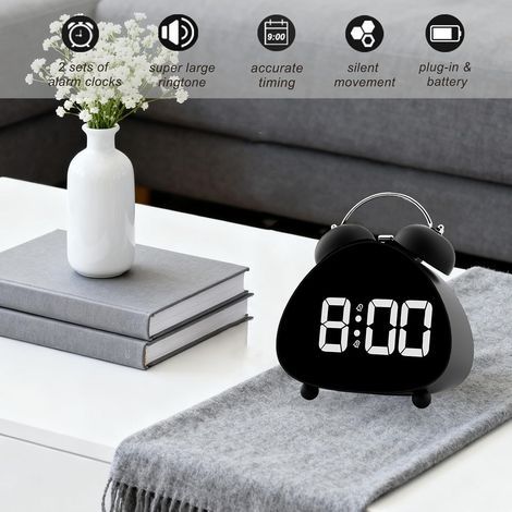 Wecker, hübscher dreieckiger Digitalwecker, leistungsstarker Wecker für den Nachttisch, geeignet für Tiefschläfer und Erwachsene, geräuschloser Wecker, batteriebetrieben, kleiner Wecker für Schlaf- un