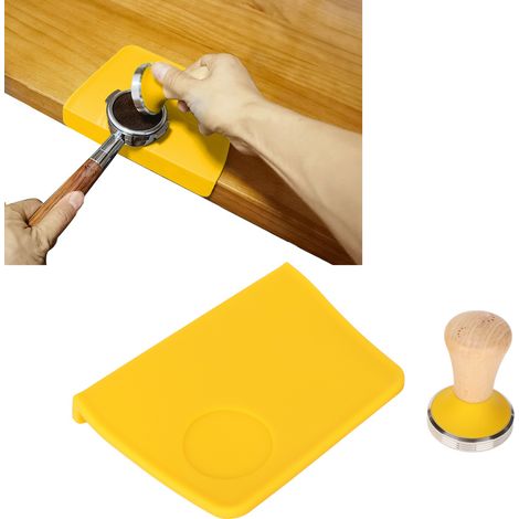 Ensemble presse-café avec manche en bois, base plate et marteau. Tapis de tasseur antidérapant en silicone avec fente, tapis jaune, diamètre du marteau : 58 mm. (1/5)