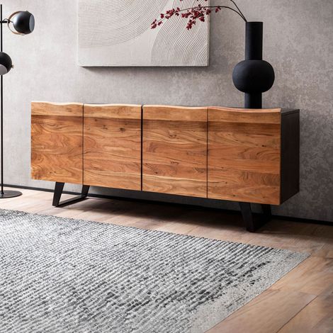 M&S – Buffet 4 portes 180x45x75 cm en acacia massif vernis – Pieds en métal noir – Rangement spacieux avec étagères – Style aérien