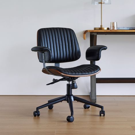 Sedia da ufficio girevole in pelle con rotelle e braccioli effetto legno, nera, OKWISH (1/5)