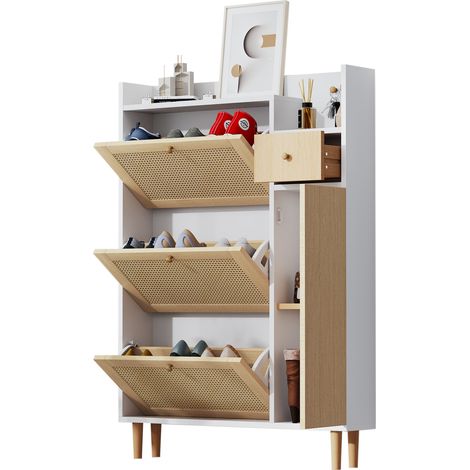 Meuble à chaussures en bois et rotin – idéal pour petits espaces d’entrée – 3 portes basculantes et 1 tiroir – pieds et poignées en bois massif – dimensions : L90/H125/P17 cm (1/5)