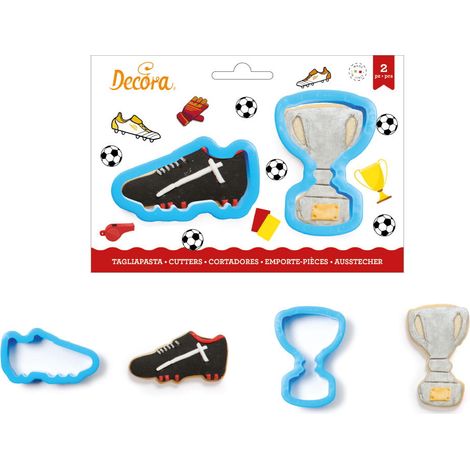Copa de fútbol y cortadores de botas de fútbol