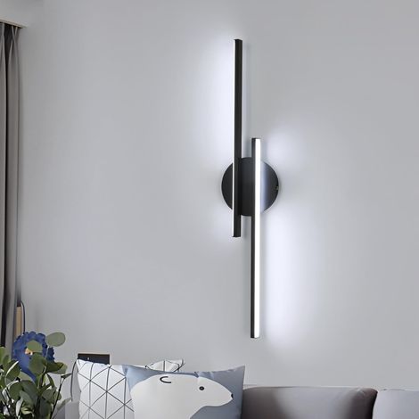 Goeco I-Shape Black LED Wall Light 60cm, Modern Linear Sconce Cool White 4000K, Minimalist Indoor Lighting for Living Room Hallway Bedroom (1/5)