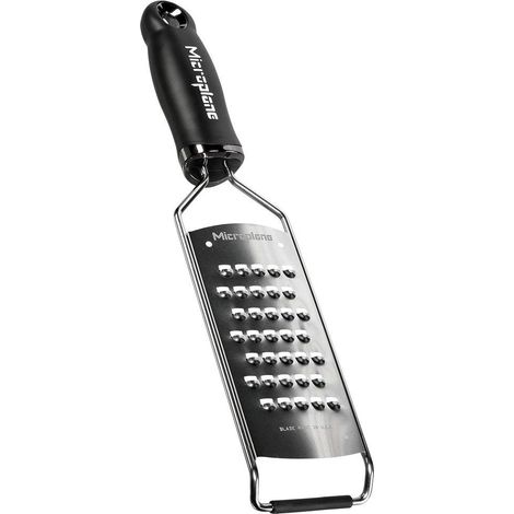 Microplane Gourmet rallador de queso negro ergonómico (1/2)