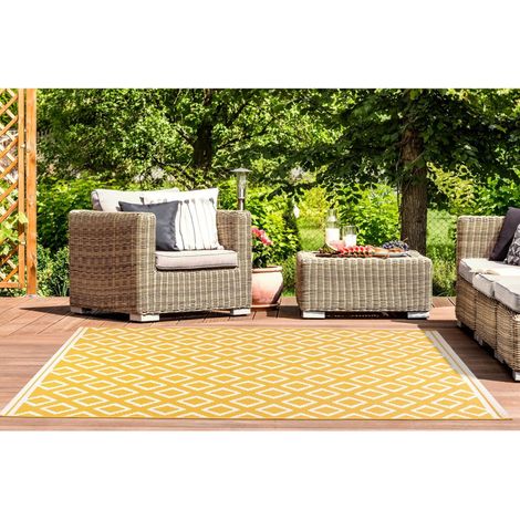 Terrace Diamond Modern Geometric Flatweave Outdoor Rug in Gold 120 x 170 cm (4'x5'6")