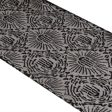 Nappe en polyester dentelle noire pour Halloween, idéale pour les décorations de fête. Tissu facile à nettoyer, pliable, motif main fantôme. (1/5)