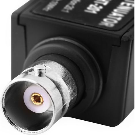 L'atténuateur passif Hantai HT201 convient aux oscilloscopes et aux générateurs de signaux avec un rapport d'aspect de 20:1. (1/5)