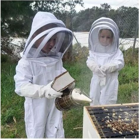 Tuta da apicoltore per bambini in cotone, taglia M. Include velo, cappello e guanti. Protezione efficace per le visite in fattoria. (1/5)